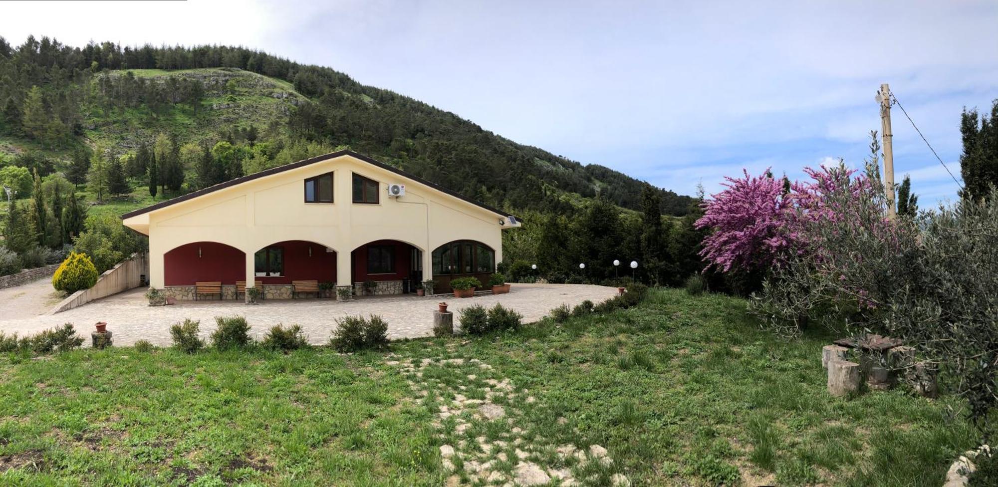 Agriturismo Serra Moneta Santo Stefano Quisquina Exterior photo