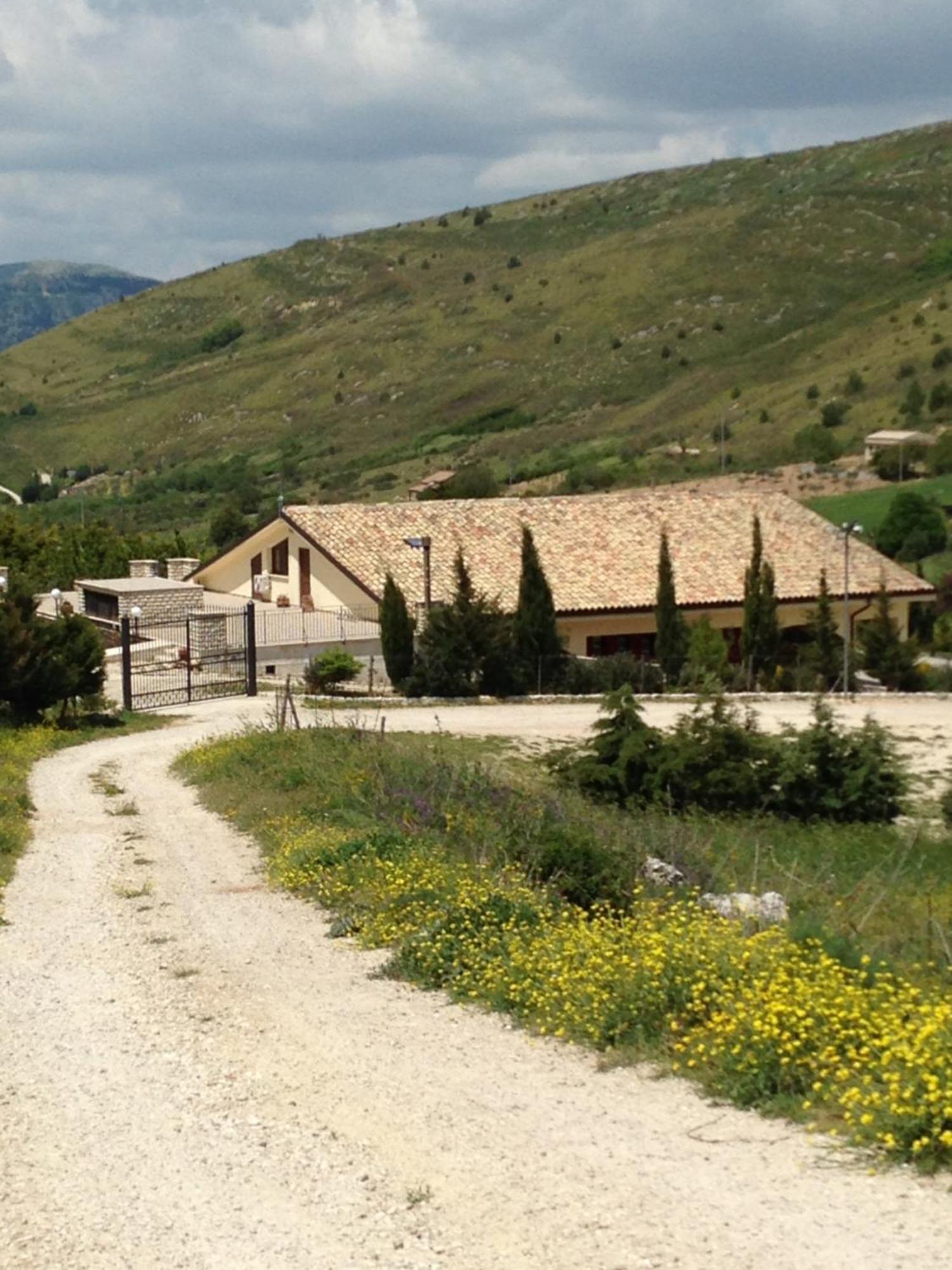Agriturismo Serra Moneta Santo Stefano Quisquina Exterior photo